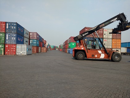 Container Yard